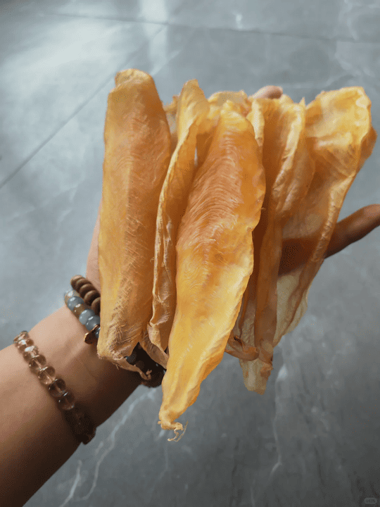 From cupboard to cash: Mrs Chan's fish-maw sale in Taikoo Shing
